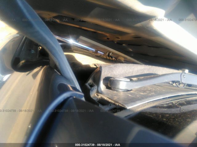 Photo 9 VIN: 5NPD74LF3HH187205 - HYUNDAI ELANTRA 