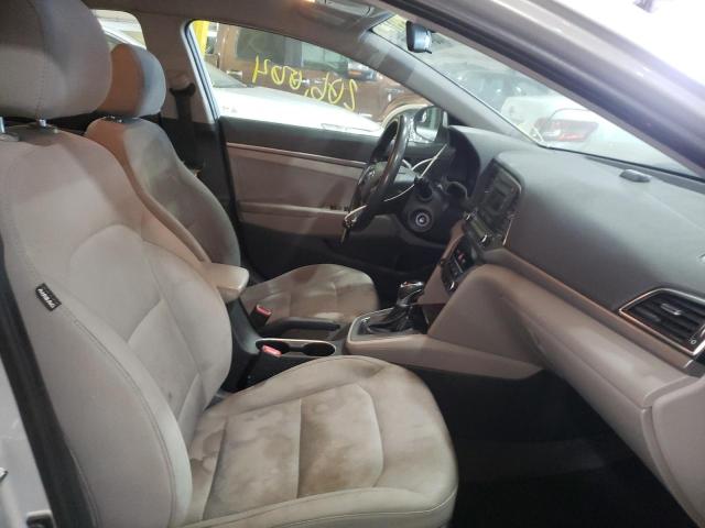 Photo 4 VIN: 5NPD74LF3HH189472 - HYUNDAI ELANTRA SE 