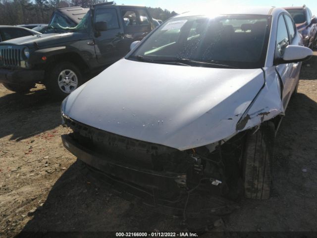 Photo 5 VIN: 5NPD74LF3HH207310 - HYUNDAI ELANTRA 