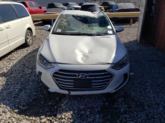 Photo 4 VIN: 5NPD74LF3HH212040 - HYUNDAI ELANTRA SE 