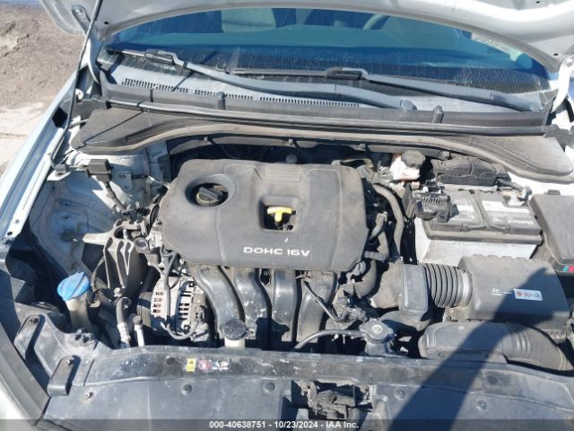 Photo 9 VIN: 5NPD74LF3JH235551 - HYUNDAI ELANTRA 