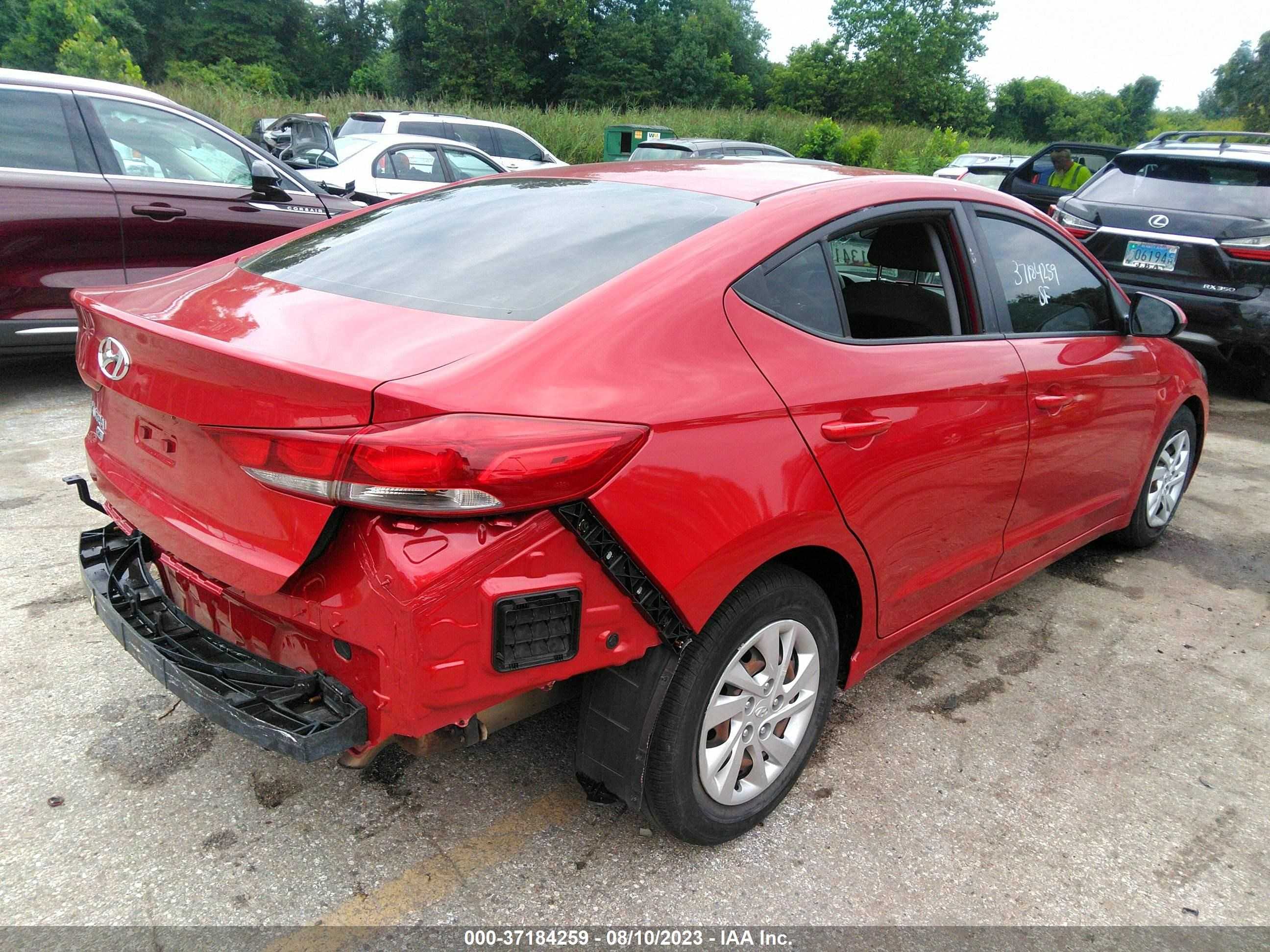 Photo 3 VIN: 5NPD74LF3JH240247 - HYUNDAI ELANTRA 