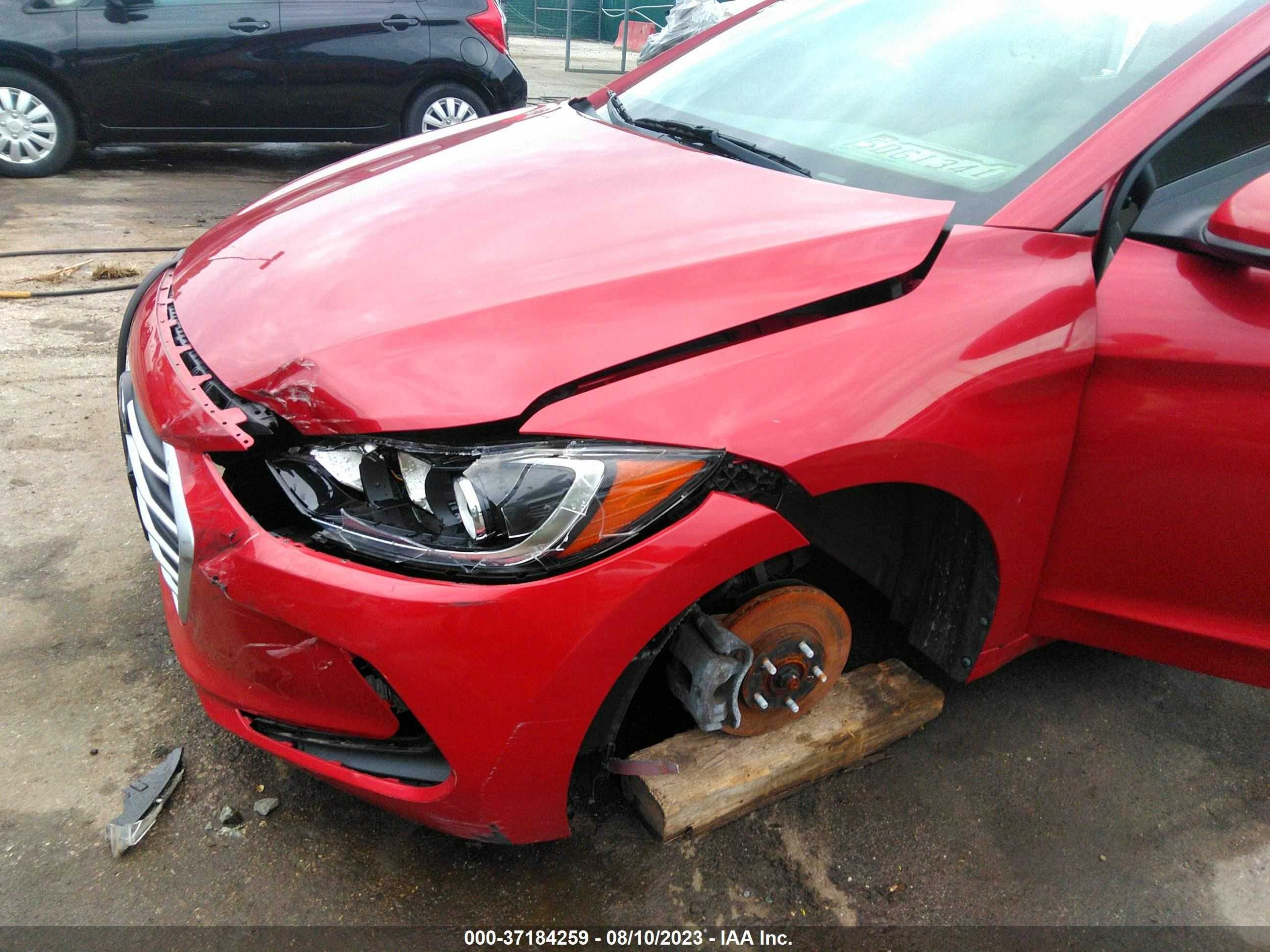 Photo 5 VIN: 5NPD74LF3JH240247 - HYUNDAI ELANTRA 