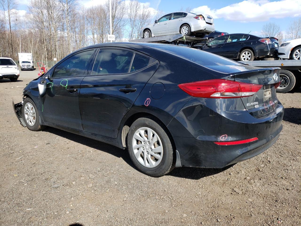 Photo 1 VIN: 5NPD74LF3JH267903 - HYUNDAI ELANTRA 