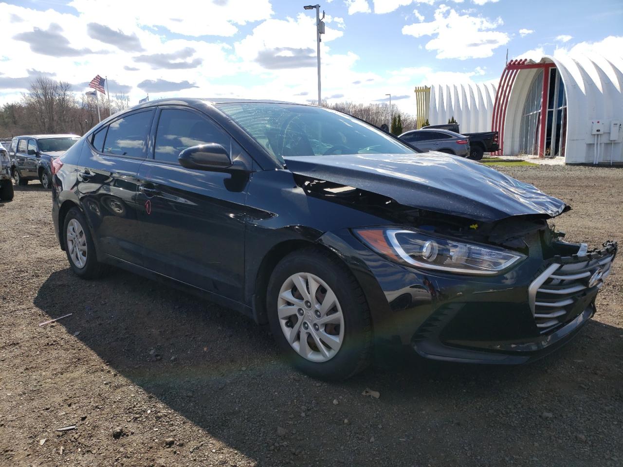 Photo 3 VIN: 5NPD74LF3JH267903 - HYUNDAI ELANTRA 