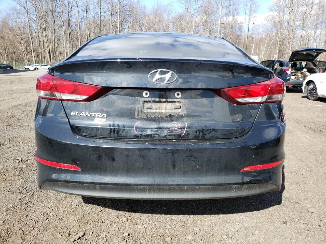 Photo 5 VIN: 5NPD74LF3JH267903 - HYUNDAI ELANTRA 