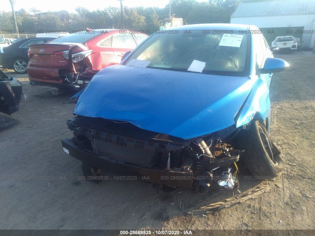 Photo 5 VIN: 5NPD74LF3JH310457 - HYUNDAI ELANTRA 