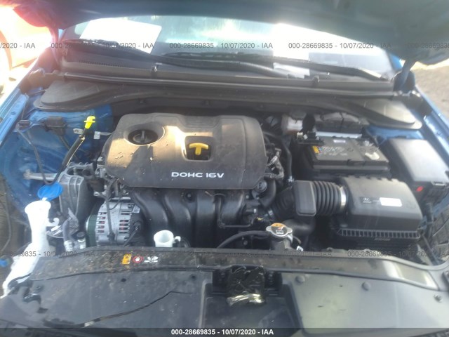 Photo 9 VIN: 5NPD74LF3JH310457 - HYUNDAI ELANTRA 