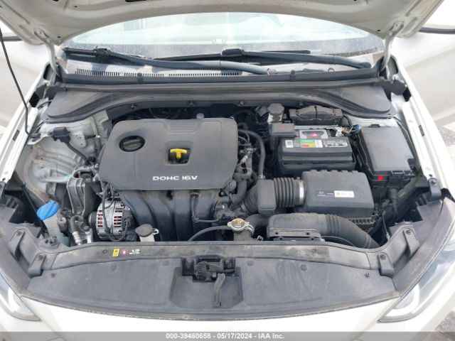 Photo 9 VIN: 5NPD74LF3JH335021 - HYUNDAI ELANTRA 