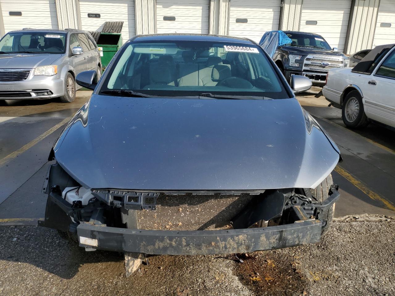 Photo 4 VIN: 5NPD74LF3JH386230 - HYUNDAI ELANTRA 