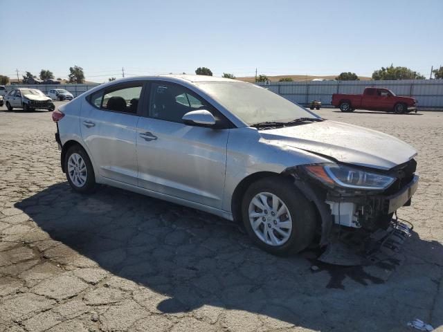 Photo 3 VIN: 5NPD74LF3JH390522 - HYUNDAI ELANTRA SE 