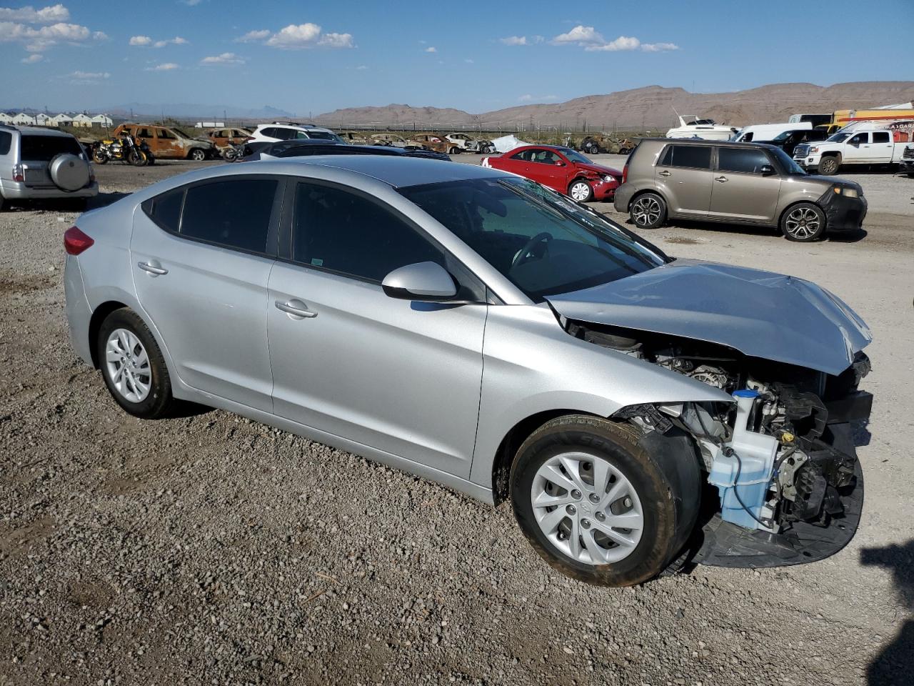 Photo 3 VIN: 5NPD74LF3JH391038 - HYUNDAI ELANTRA 