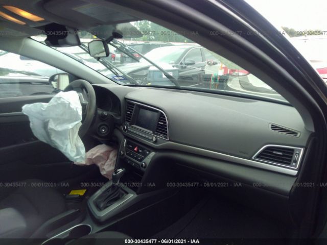 Photo 4 VIN: 5NPD74LF3JH397955 - HYUNDAI ELANTRA 