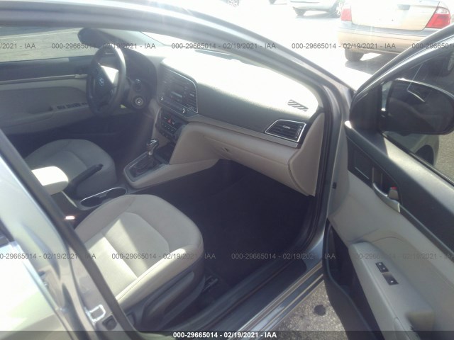 Photo 4 VIN: 5NPD74LF3JH398961 - HYUNDAI ELANTRA 