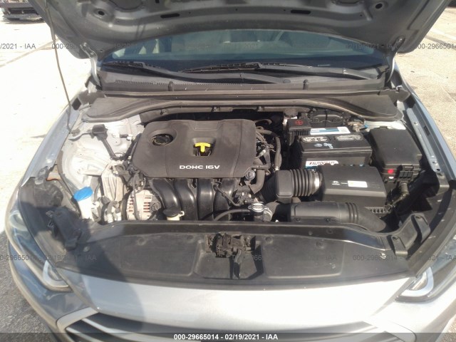 Photo 9 VIN: 5NPD74LF3JH398961 - HYUNDAI ELANTRA 