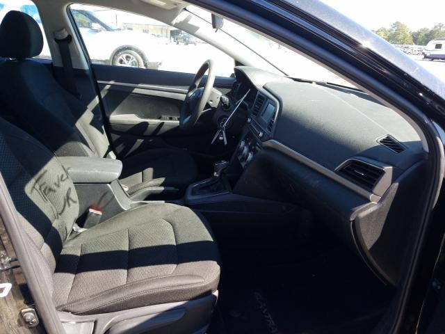 Photo 4 VIN: 5NPD74LF3KH410382 - HYUNDAI ELANTRA SE 