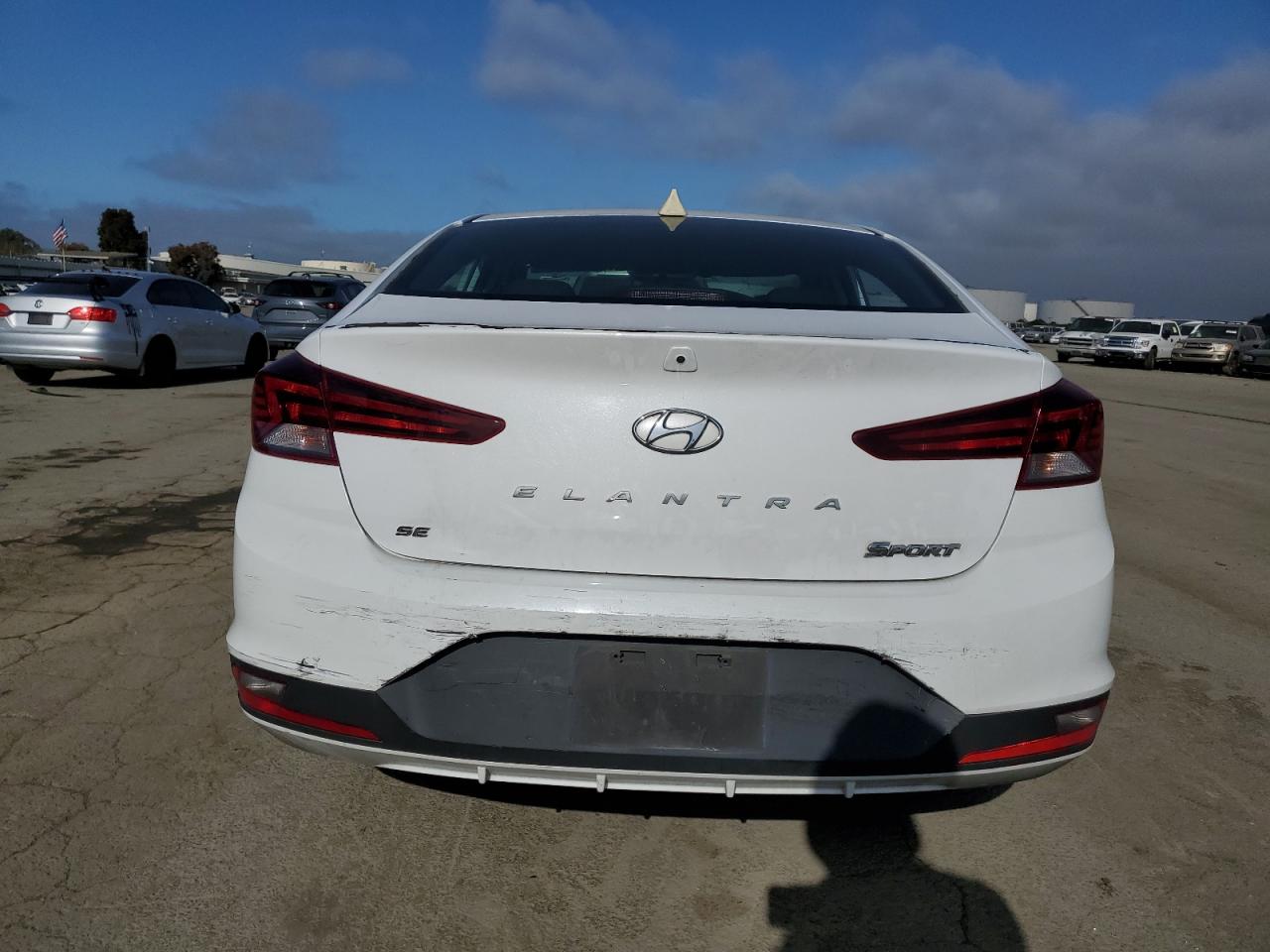 Photo 5 VIN: 5NPD74LF3KH426582 - HYUNDAI ELANTRA 