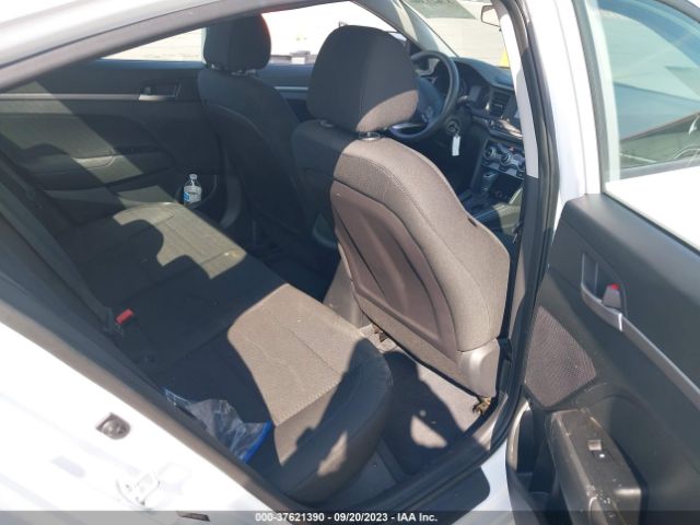 Photo 7 VIN: 5NPD74LF3KH439722 - HYUNDAI ELANTRA 