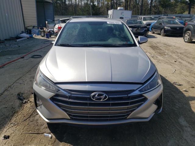 Photo 4 VIN: 5NPD74LF3KH447514 - HYUNDAI ELANTRA 