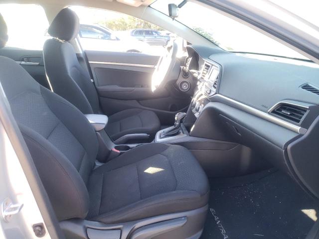 Photo 4 VIN: 5NPD74LF3KH449084 - HYUNDAI ELANTRA SE 