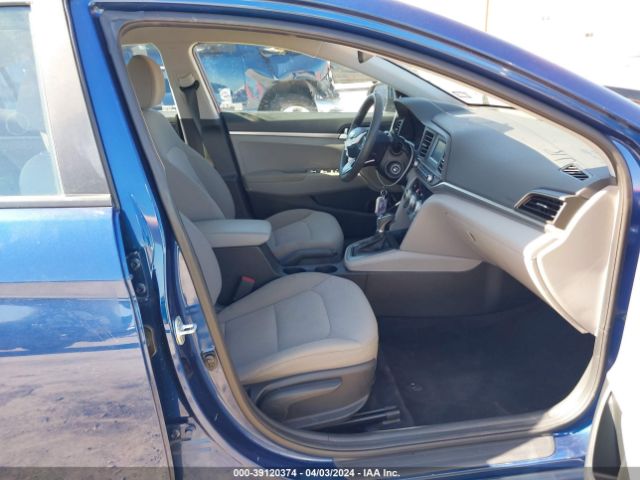 Photo 4 VIN: 5NPD74LF3KH459274 - HYUNDAI ELANTRA 