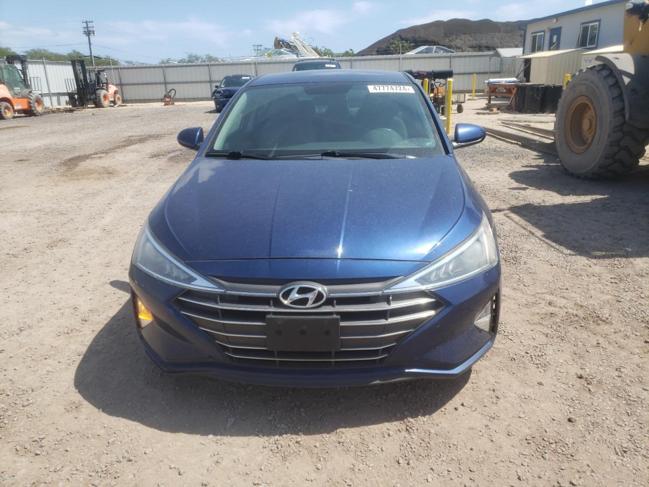 Photo 4 VIN: 5NPD74LF3KH459792 - HYUNDAI ELANTRA 