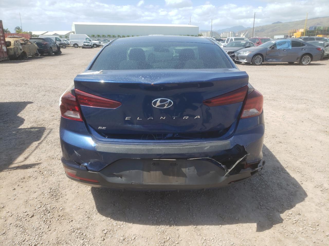 Photo 5 VIN: 5NPD74LF3KH459792 - HYUNDAI ELANTRA 