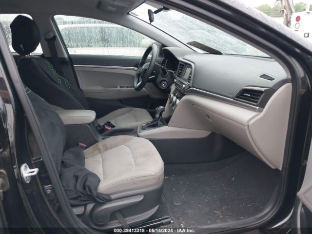 Photo 4 VIN: 5NPD74LF3KH479654 - HYUNDAI ELANTRA 