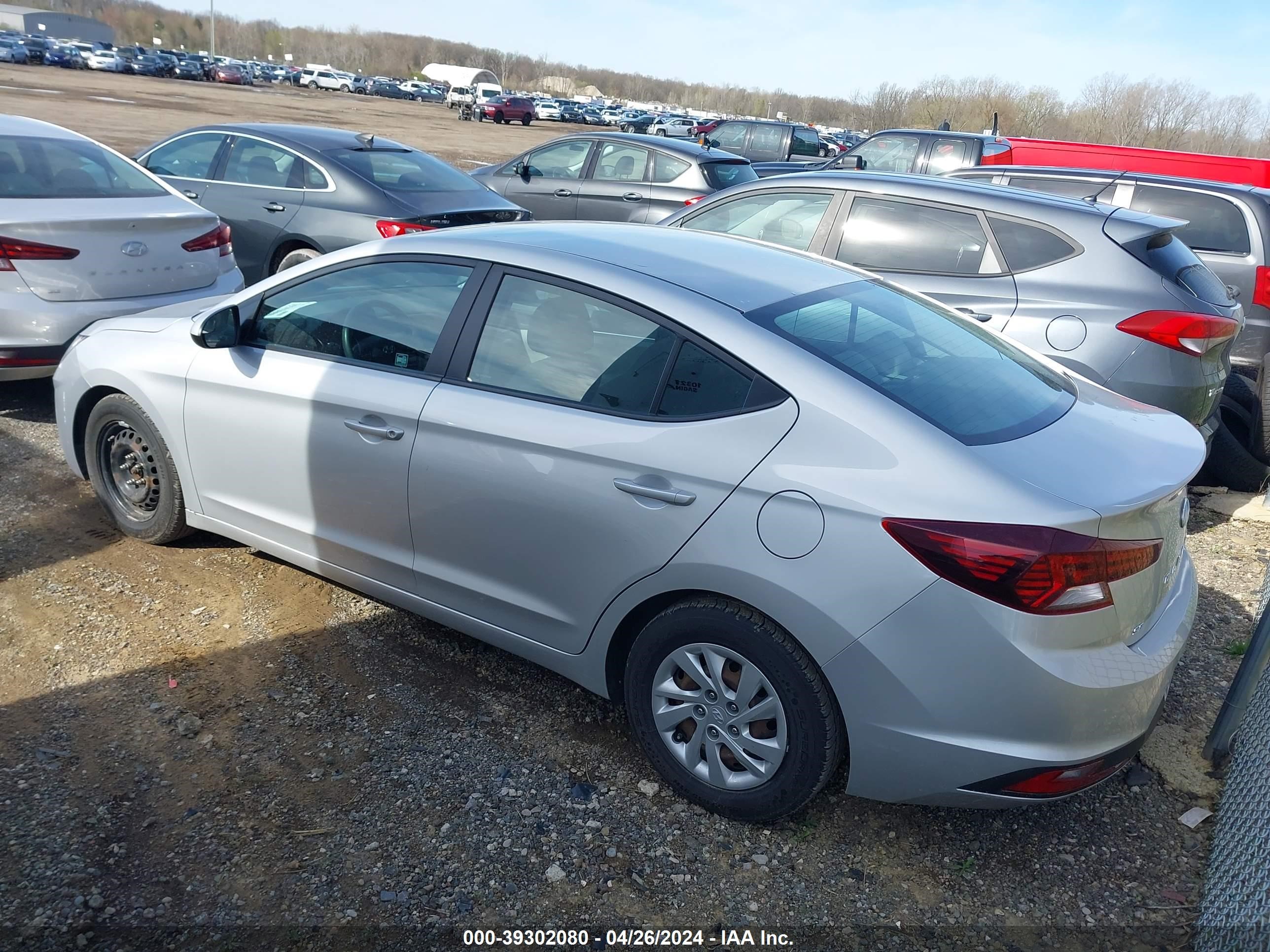 Photo 2 VIN: 5NPD74LF3KH486636 - HYUNDAI ELANTRA 