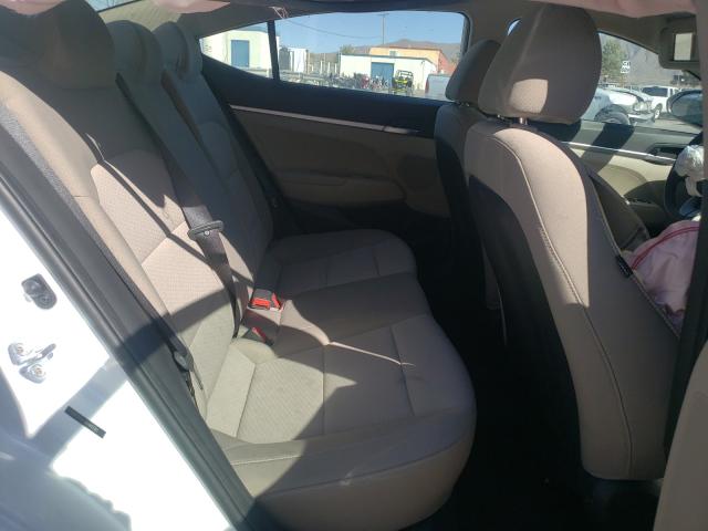 Photo 5 VIN: 5NPD74LF3KH493103 - HYUNDAI ELANTRA SE 