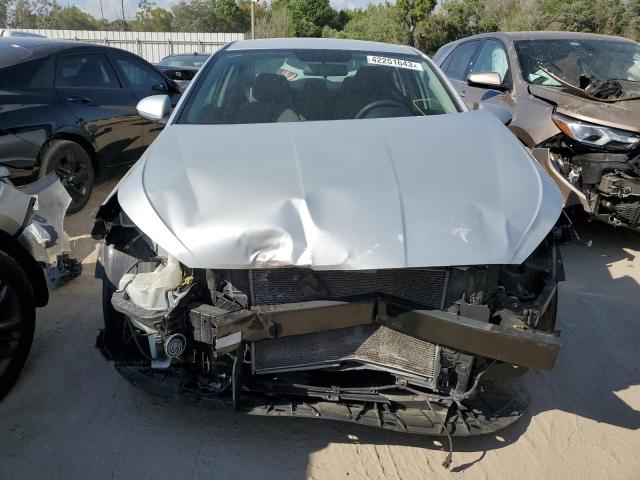 Photo 4 VIN: 5NPD74LF3KH494624 - HYUNDAI ELANTRA SE 