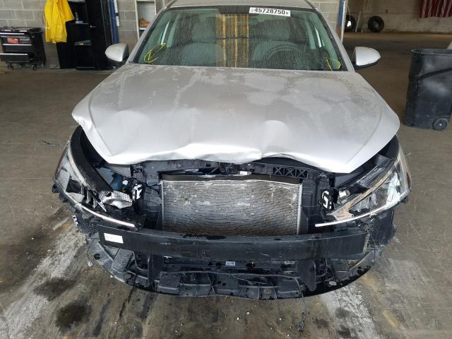 Photo 8 VIN: 5NPD74LF3KH497989 - HYUNDAI ELANTRA SE 