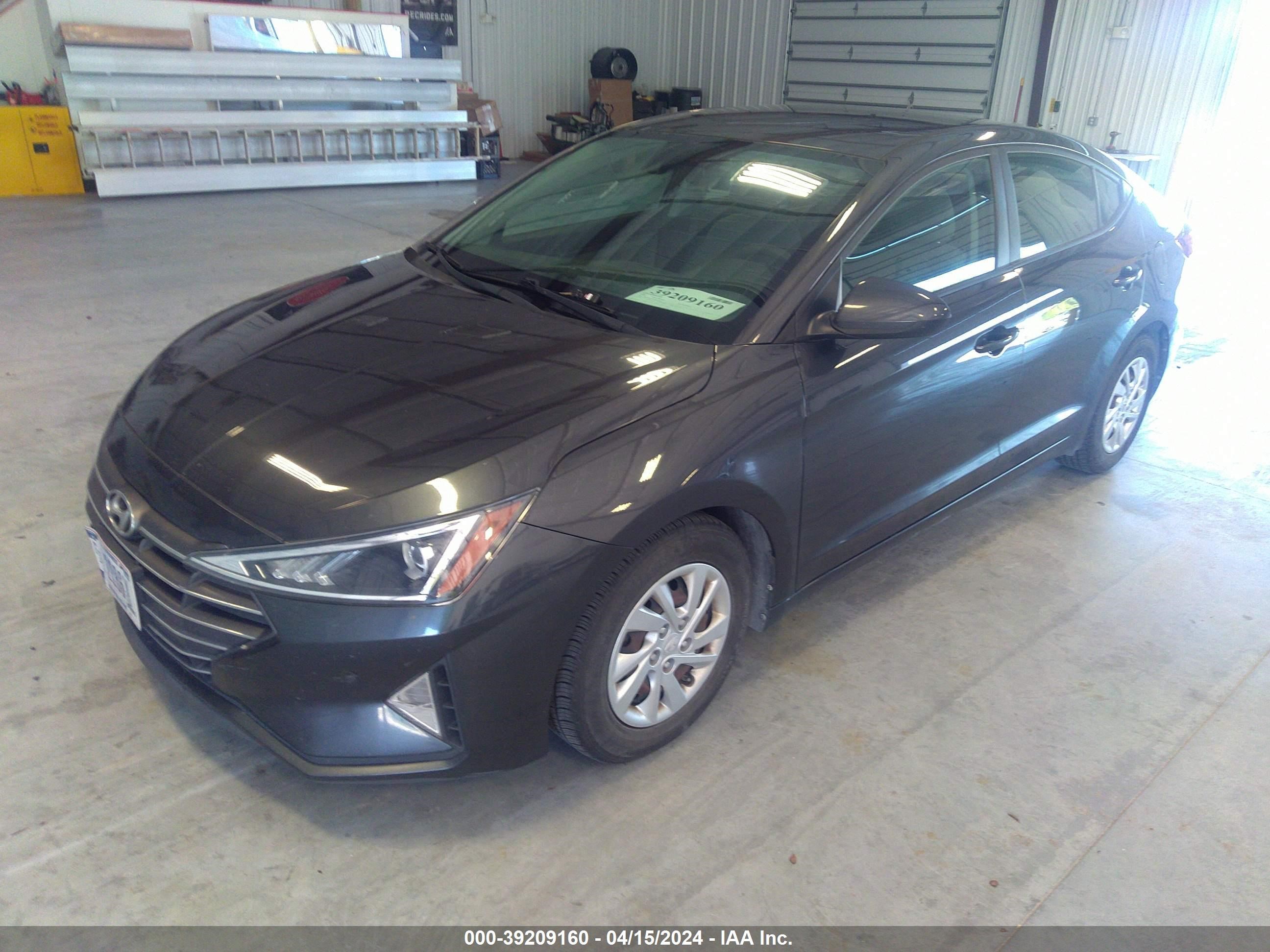 Photo 1 VIN: 5NPD74LF3LH612544 - HYUNDAI ELANTRA 