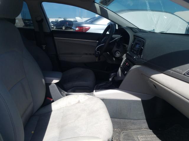 Photo 4 VIN: 5NPD74LF4HH070118 - HYUNDAI ELANTRA SE 