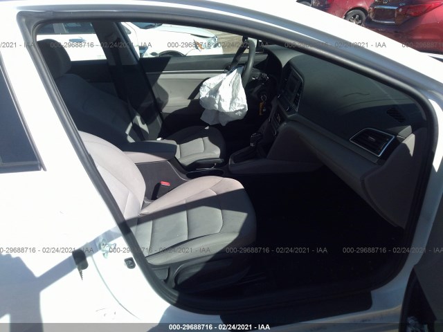 Photo 4 VIN: 5NPD74LF4HH103179 - HYUNDAI ELANTRA 