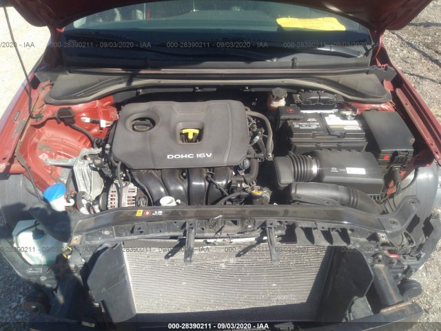 Photo 9 VIN: 5NPD74LF4HH103750 - HYUNDAI ELANTRA 