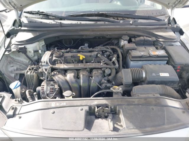 Photo 9 VIN: 5NPD74LF4HH139907 - HYUNDAI ELANTRA 