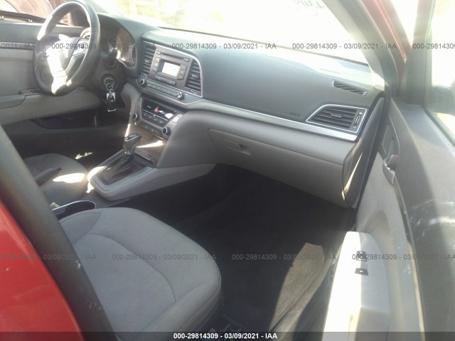 Photo 4 VIN: 5NPD74LF4HH154522 - HYUNDAI ELANTRA 