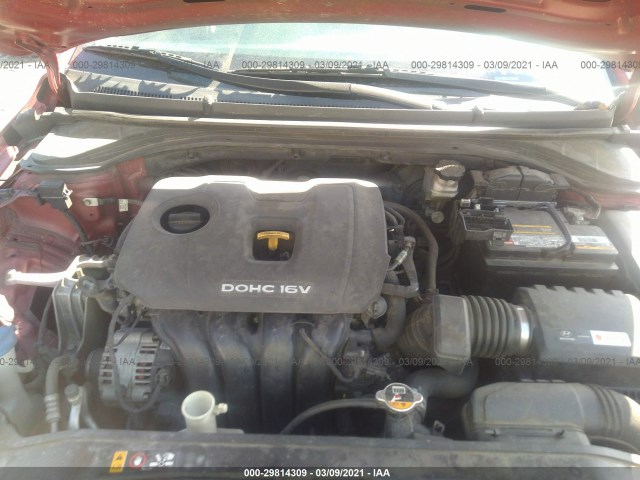 Photo 9 VIN: 5NPD74LF4HH154522 - HYUNDAI ELANTRA 