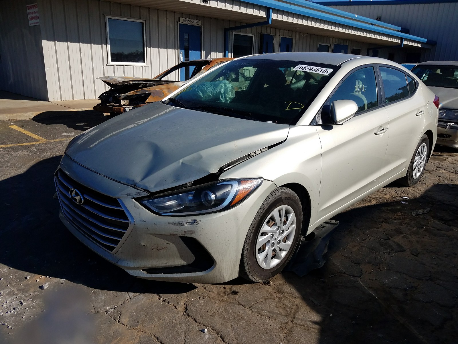 Photo 1 VIN: 5NPD74LF4HH163186 - HYUNDAI ELANTRA 