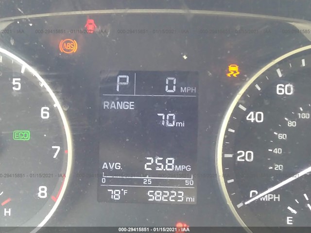 Photo 6 VIN: 5NPD74LF4HH204254 - HYUNDAI ELANTRA 