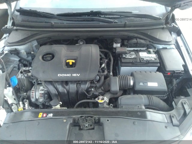 Photo 9 VIN: 5NPD74LF4HH208949 - HYUNDAI ELANTRA 