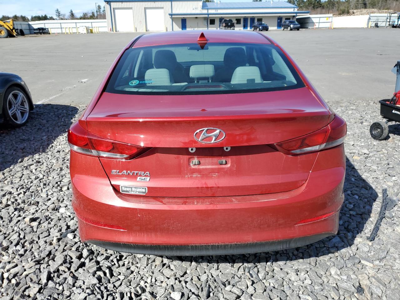 Photo 5 VIN: 5NPD74LF4HH211916 - HYUNDAI ELANTRA 