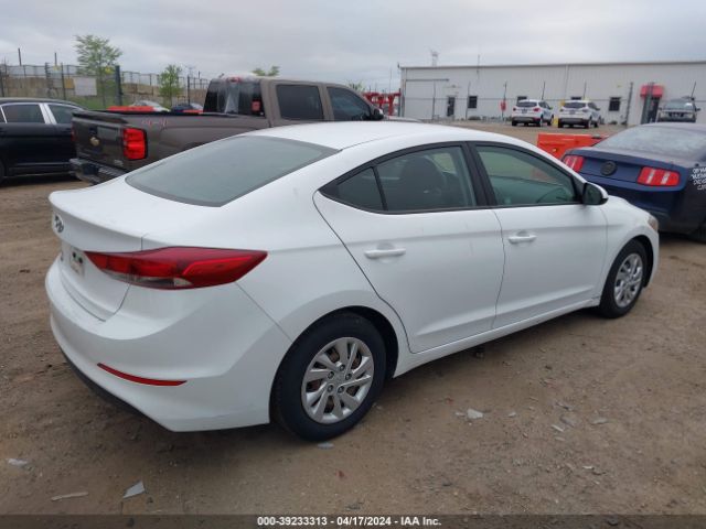 Photo 3 VIN: 5NPD74LF4JH231847 - HYUNDAI ELANTRA 