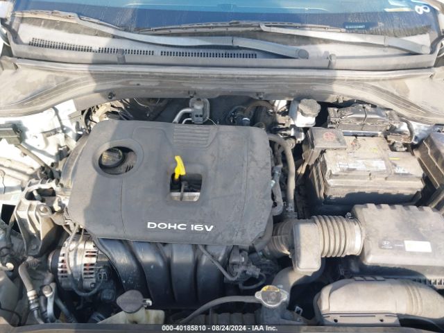 Photo 9 VIN: 5NPD74LF4JH280885 - HYUNDAI ELANTRA 