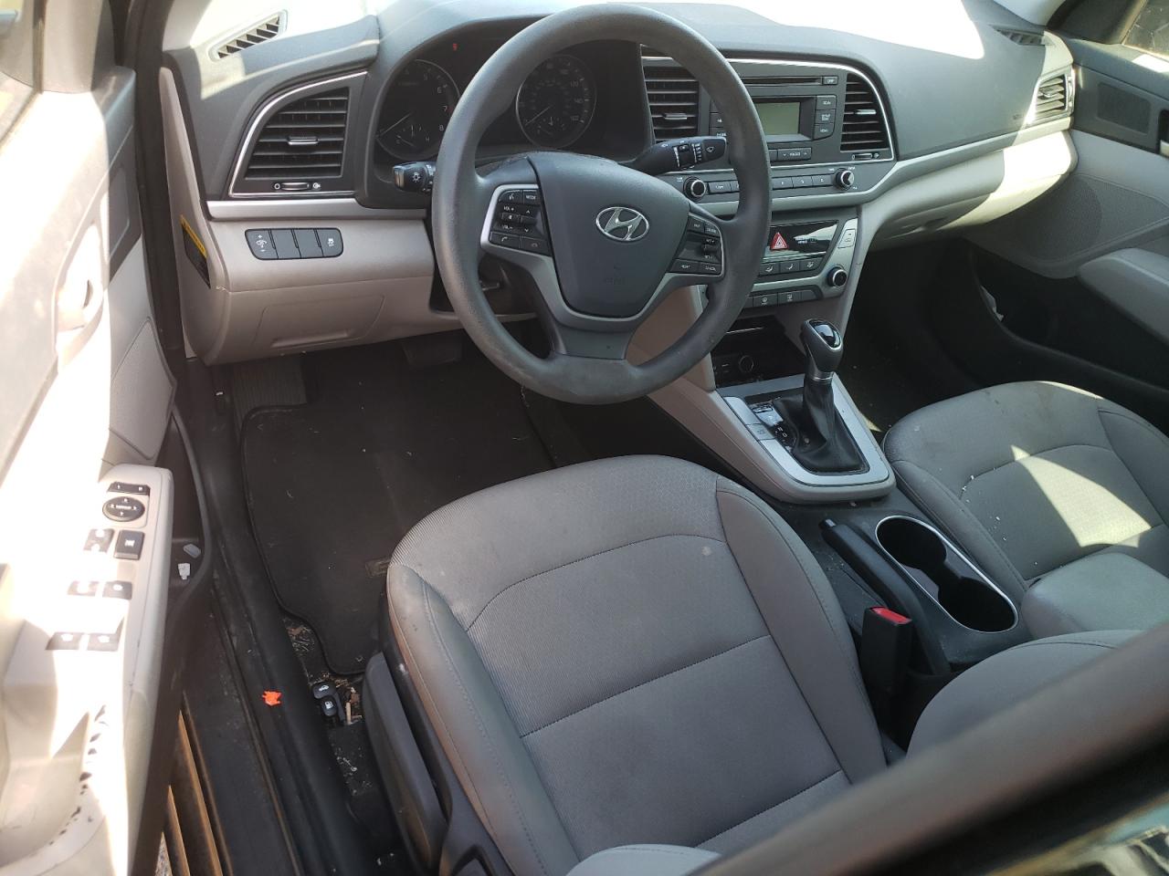 Photo 7 VIN: 5NPD74LF4JH320561 - HYUNDAI ELANTRA 