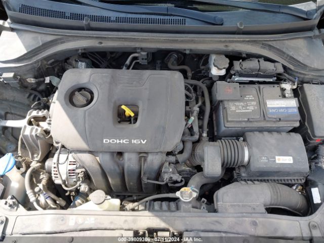 Photo 9 VIN: 5NPD74LF4JH321483 - HYUNDAI ELANTRA 