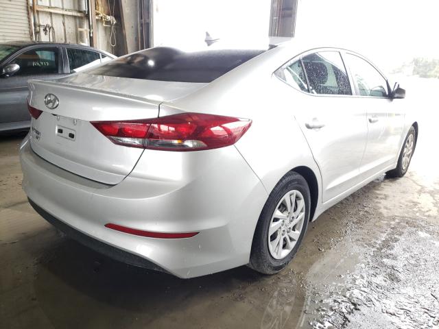 Photo 3 VIN: 5NPD74LF4JH390576 - HYUNDAI ELANTRA SE 