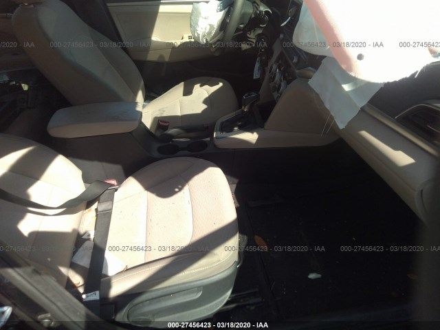 Photo 4 VIN: 5NPD74LF4KH419186 - HYUNDAI ELANTRA 