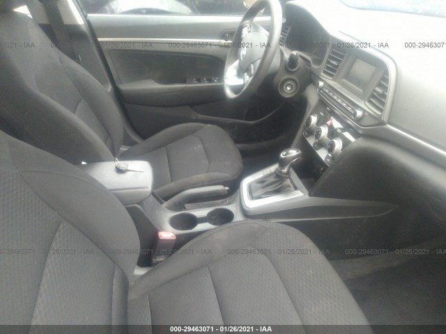 Photo 4 VIN: 5NPD74LF4KH432813 - HYUNDAI ELANTRA 